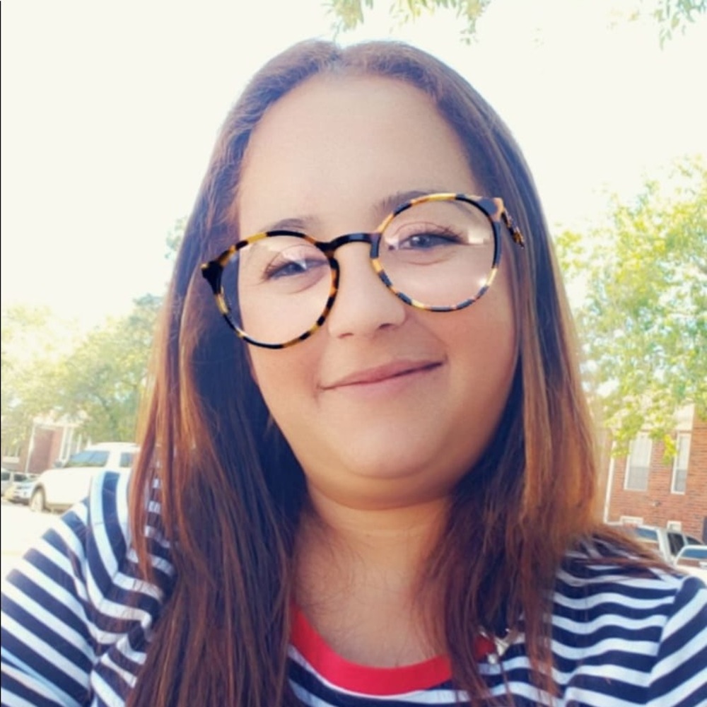 Meet your Posher, Maray